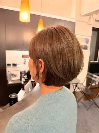 ショート カラー TIECHEL所属・Yoshida Yuriのヘアスタイル