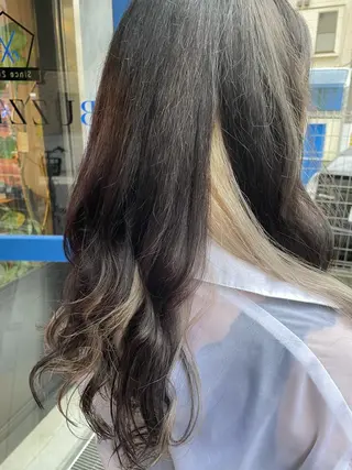 ロング カラー パーマ 和泉 沙綾のヘアスタイル