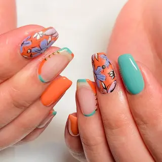 ネイル VOGUE ×SWANのネイルデザイン