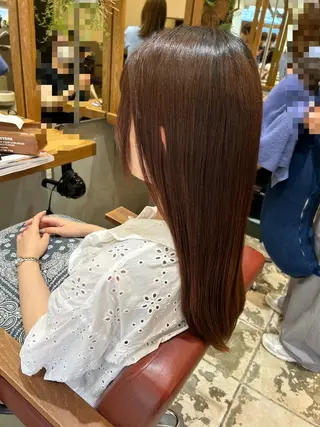 セミロング カラー 若狭 彩花のヘアスタイル