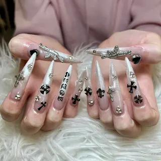 ネイル Mio_ Noiranailのネイルデザイン