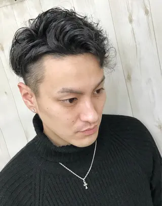 ショート デザインカラー🎉 sumi（スミ）のヘアスタイル