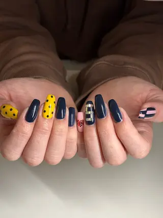 ネイル un.  private nail salon所属・un.private nail salonのネイルデザイン