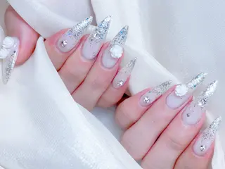 ネイル M🌷nail 長さだし専門店のネイルデザイン