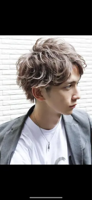 ショート ヘアリゾートA i 秋葉原店のヘアスタイル