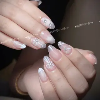 ネイル Linh Nailのネイルデザイン