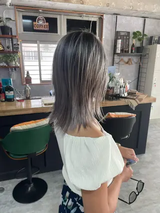 ミディアム andKおもろまち店 艶ダブルカラー✨のヘアスタイル