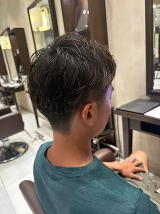 ショート メンズ 荒木 郁実のヘアスタイル