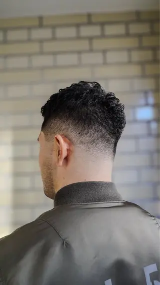 ショート DAU BARBER SHOP 青山所属・金浜 大樹のヘアスタイル