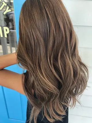 ロング カラー AUBE HAIR citrine所属・石垣島/美容師 Moeのヘアスタイル