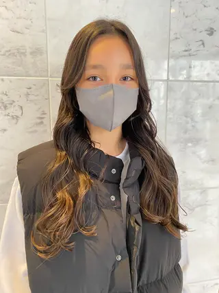 ロング SANDYS所属・ユ カのヘアスタイル