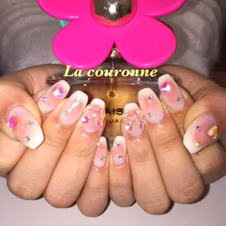 ネイル Lacouronne NATSUMIのネイルデザイン