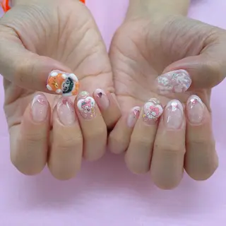 ネイル 五十嵐 美智のネイルデザイン