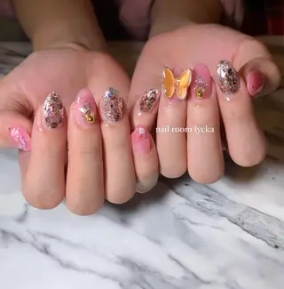 ネイル ﾈｲﾙﾙｰﾑﾘｯｶ 𝐦𝐚𝐲𝐮のネイルデザイン