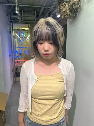 ミディアム 🌈ハイトーン/ ワタル🌈のヘアスタイル