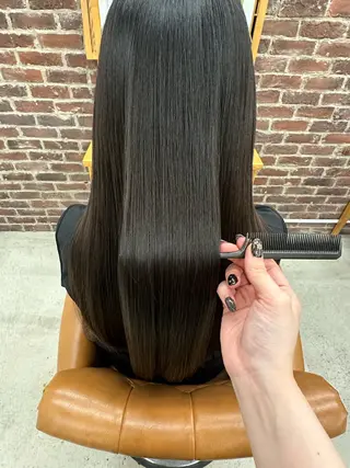 ロング 山野愛子美容室銀座所属・銀座YUKINA🌙 Wcolorのヘアスタイル