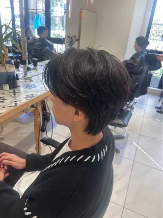 メンズ ハイレイヤー/ウルフ 吉田ジョウのヘアスタイル