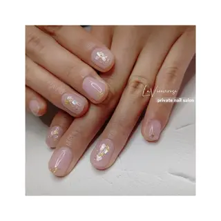 ネイル ラヴィアン ローズのネイルデザイン