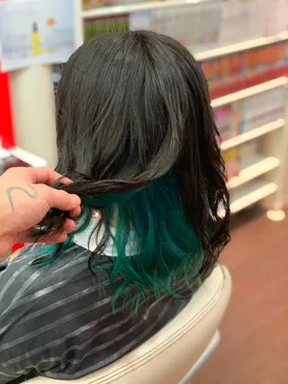 セミロング カラー たけい ゆうきのヘアスタイル