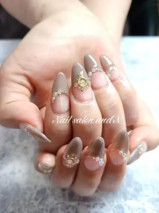 ネイル and Nのネイルデザイン