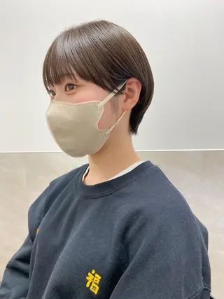 ショート カラー THE DAY所属・AKI HASHIMOTOのヘアスタイル