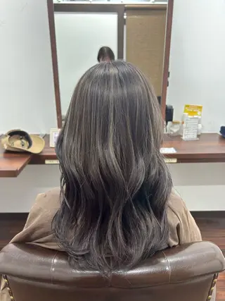 ロング カラー ヘアアレンジ 鈴木 アメリのヘアスタイル