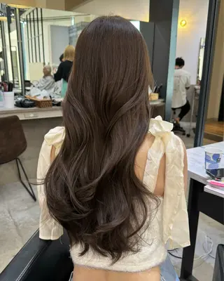 ロング カラー 韓国ヘア🇰🇷 YUKINAのヘアスタイル