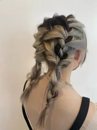 ヘアアレンジ seina🩰 ブリーチ/ヘアセットのヘアスタイル