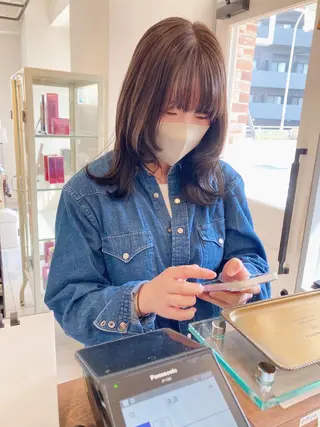 ミディアム カラー パーマ/イルミナ カラー 三浦菜々子のヘアスタイル