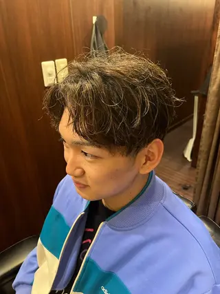 ミディアム 山村 翔馬のヘアスタイル