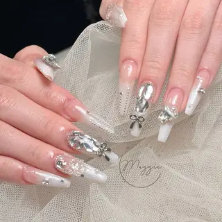 ネイル Maggie Nail🦩のネイルデザイン