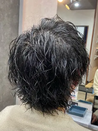 ミディアム パーマ メンズ 田口 慎士のヘアスタイル