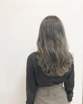 セミロング レイヤー×縮毛矯正 深見 拓のヘアスタイル