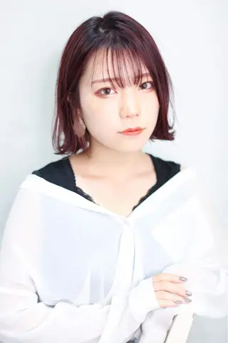 ショート カラー 千葉 郁也のヘアスタイル