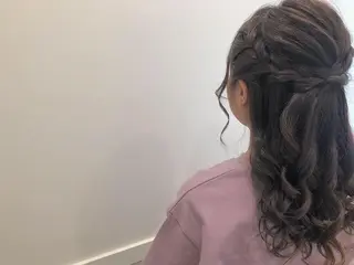 セミロング GO TODAY SHAiRE SALON原宿Stella店所属・GO TODAY シェアサロンのヘアスタイル