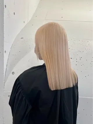 カラー hikari/表参道 /レイヤーカットのヘアスタイル