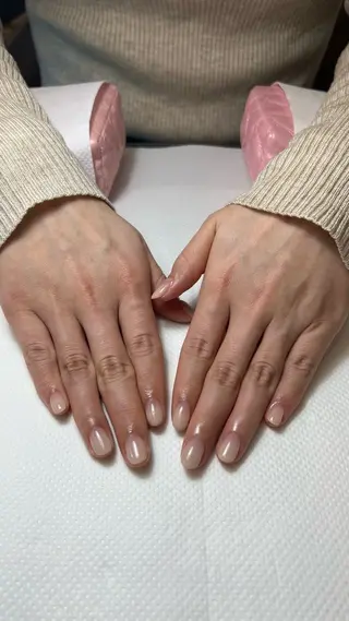 ネイル 名越 彩花のネイルデザイン