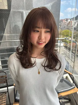 セミロング 横田 凜子~yaanのヘアスタイル