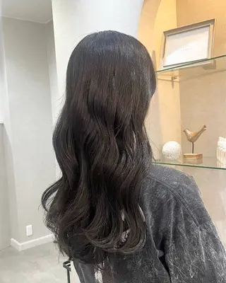 カラー HIYO RIのヘアスタイル