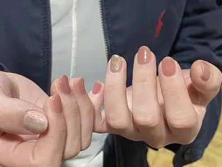 ネイル Rainrain💧 パーツ豊富、やり放題のネイルデザイン