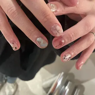 ネイル SALON VILLAGE AOYAMA 2nd.所属・NAKAMURA HARUKAのネイルデザイン