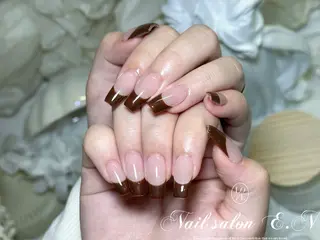 ネイル E.N🦋 長さ出し/持ち込みのネイルデザイン