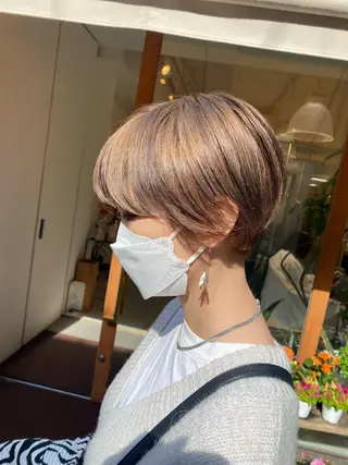 ショート カラー 安永 涼のヘアスタイル