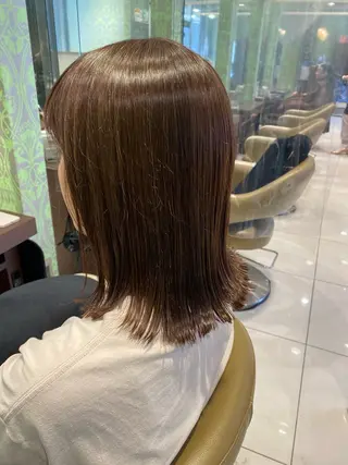 ミディアム カラー フルカワ ノゾミのヘアスタイル
