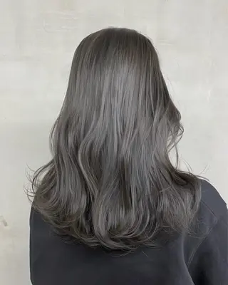 セミロング カラー 新宿/韓国ヘア/ 髪質改善ストレートのヘアスタイル