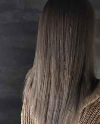 セミロング カラー パーマ ヘアアレンジ メンズ キッズ ネイル マツエク・マツパ 酸性ストレート 髪質改善大槻勇樹のヘアスタイル