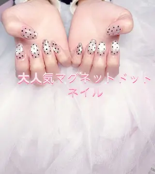 ネイル pink ladyサロン所属・べ にのネイルデザイン