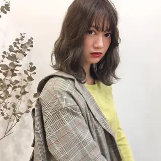ブリーチなしカラー ダブルカラーエクステのヘアスタイル