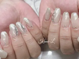 ネイル 芦辺 香奈のネイルデザイン