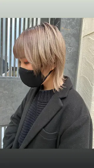 ショート ウルフカット／吉村 桃子のヘアスタイル